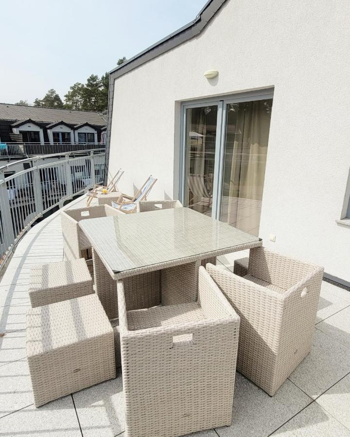 Pine Point Apartament With Terrace, Shared Pool, Tennis Court Pobierowo Exteriör bild